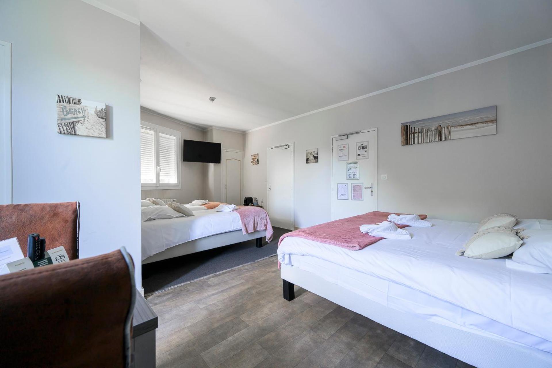 Hotel De La Beauronne Chancelade Bagian luar foto