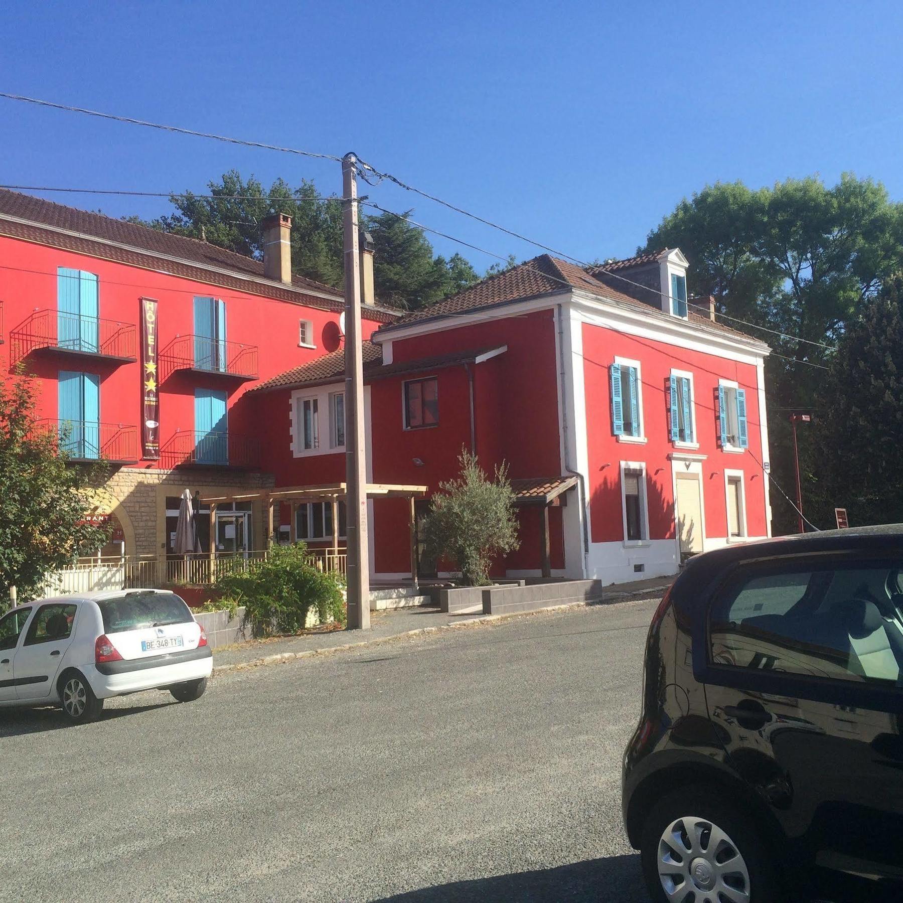 Hotel De La Beauronne Chancelade Bagian luar foto